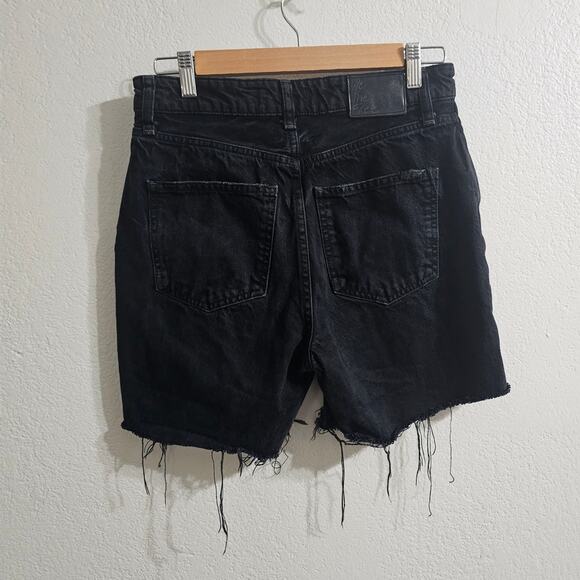 FREE PEOPLE Destressed Denim Shorts Black Size 29 - Picture 2 of 6